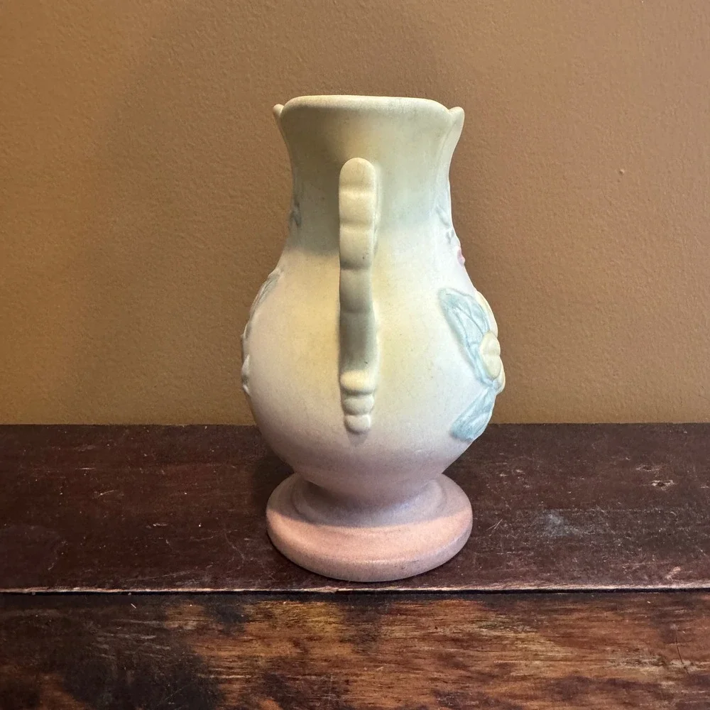 Hull Art Pottery Vase Yellow Magnolia 11 6 1/2 USA‎ Vintage Floral Decor